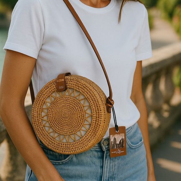 Wicker brown crossbody NWT - Picture 1 of 4